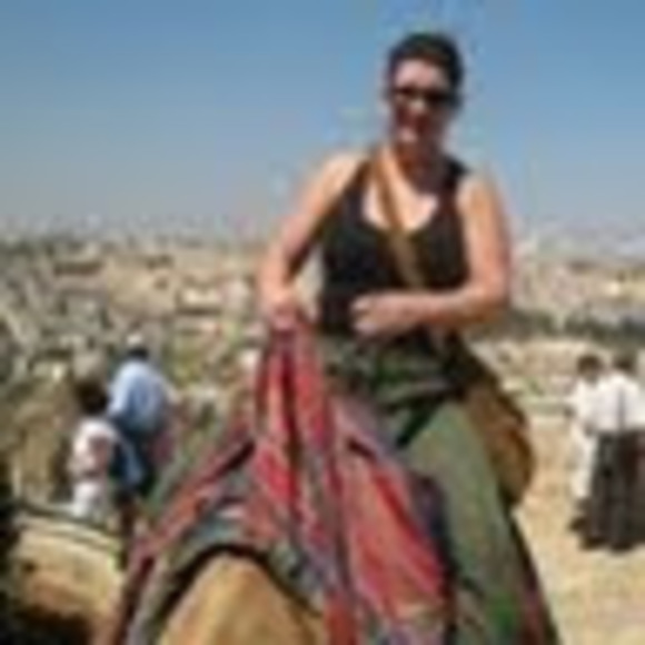 Meet your Posher, Tamie - Picture 1 of 1